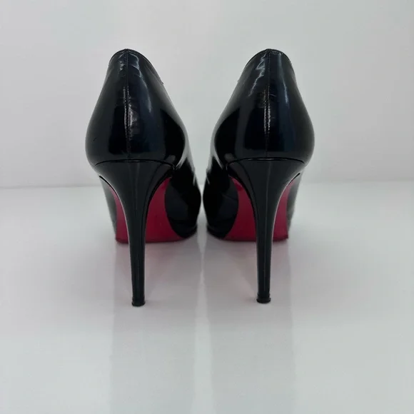 Christian Louboutin Black Heels with Red Sole - Picture 2 of 4